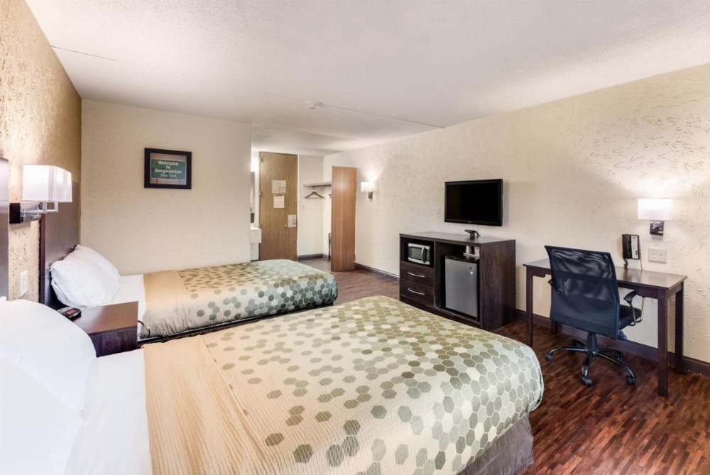 Room image 4