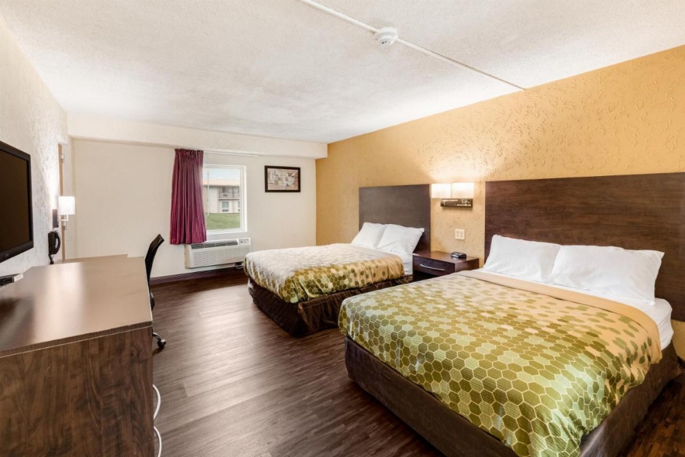 Room image 3